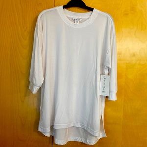 Athleta *NWT* White Tranquility Top